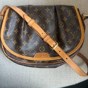Louis Vuitton Monogram Menilmontant PM